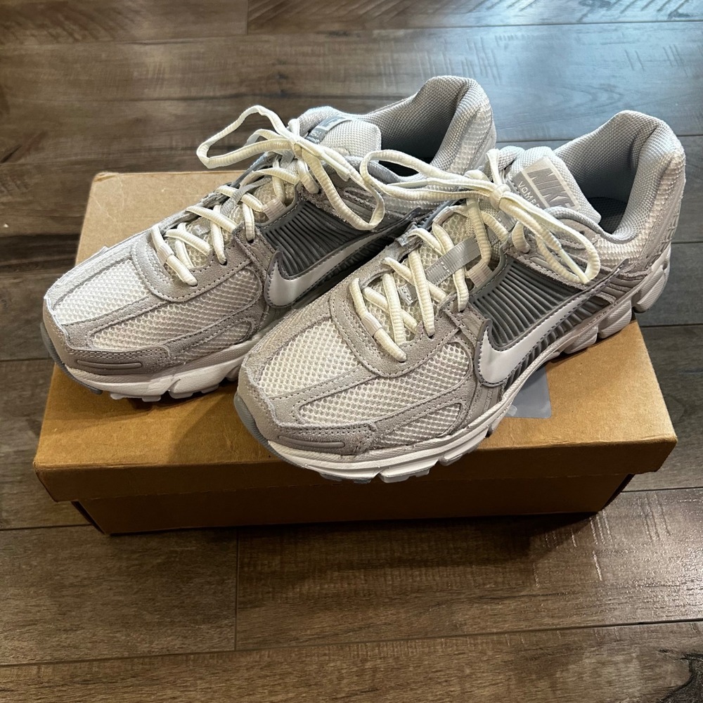 Nike Zoom Vomero 5 Pure Platinum Summit White Women's Running Shoes W/ Box